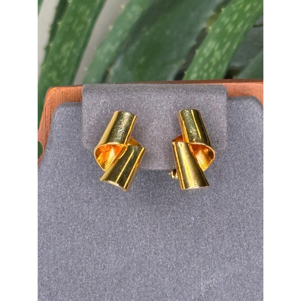 Vintage 1950s Gold Rhinestone Earrings Mid Century Sculptural Leaf Petite - Picture 3 of 8